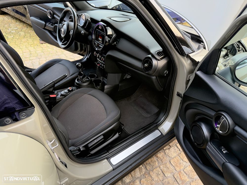 MINI 5 Portas One D - 55