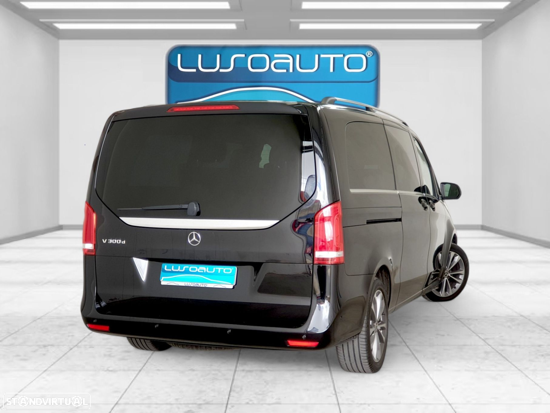Mercedes-Benz V 300 d Longo Avantgarde - 7