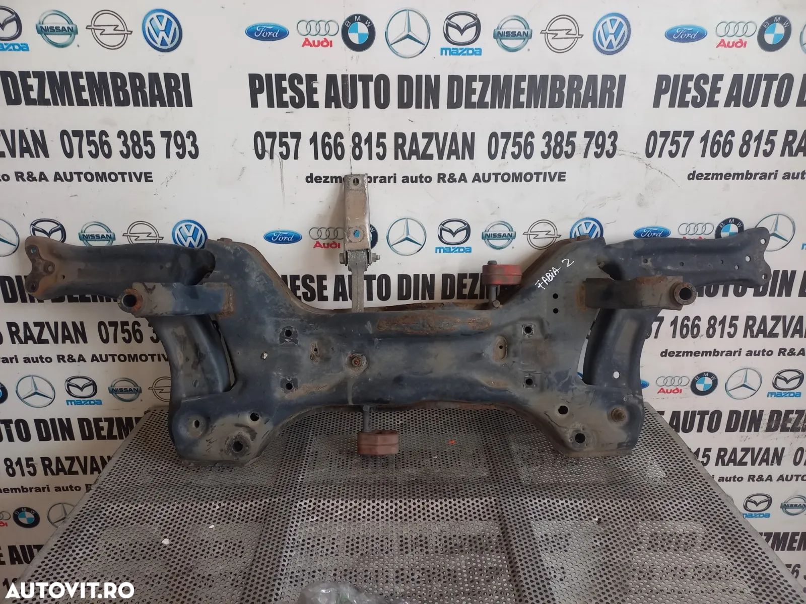 Jug Cadru Motor Skoda Fabia 2 Roomster Praktik Vw Seat - 1