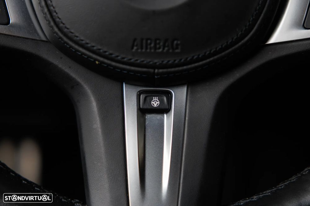 BMW 320 e Pack M Auto - 26