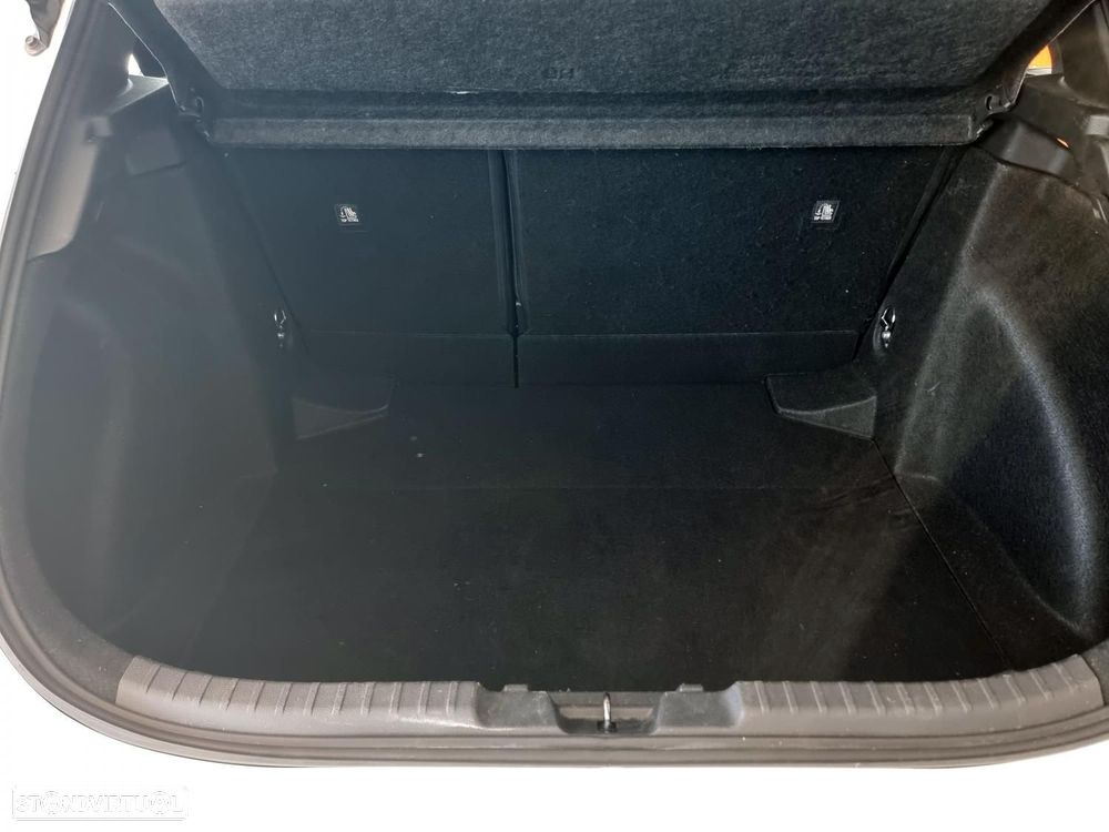 Toyota Corolla 1.8 Hybrid Comfort - 45