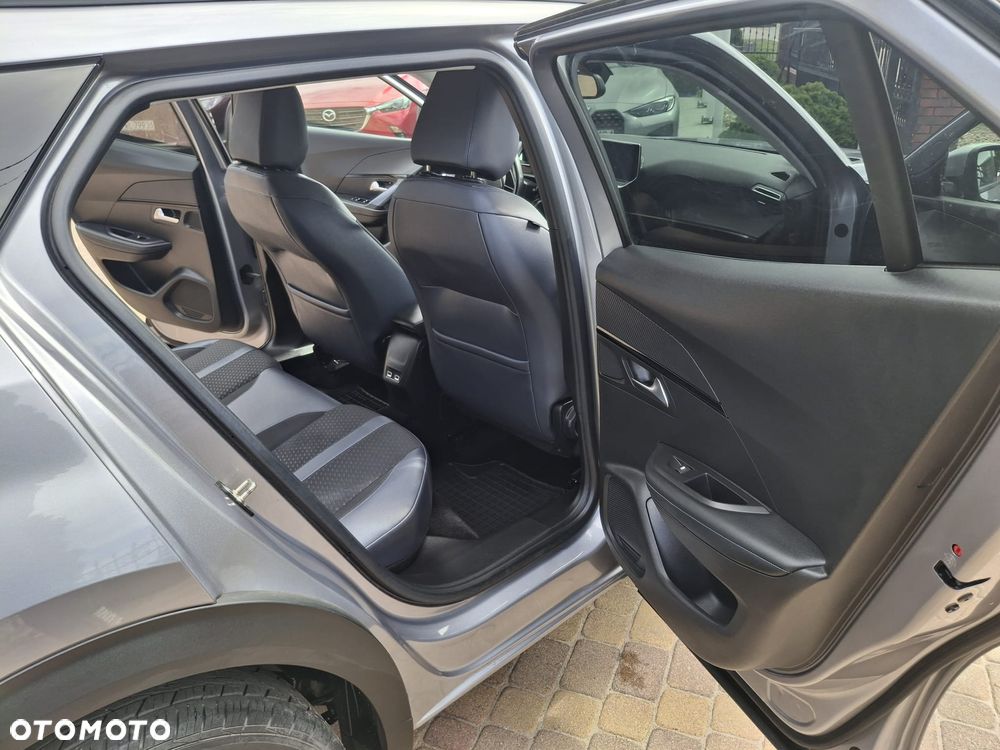 Peugeot 2008 1.2 PureTech Allure Pack S&S - 16