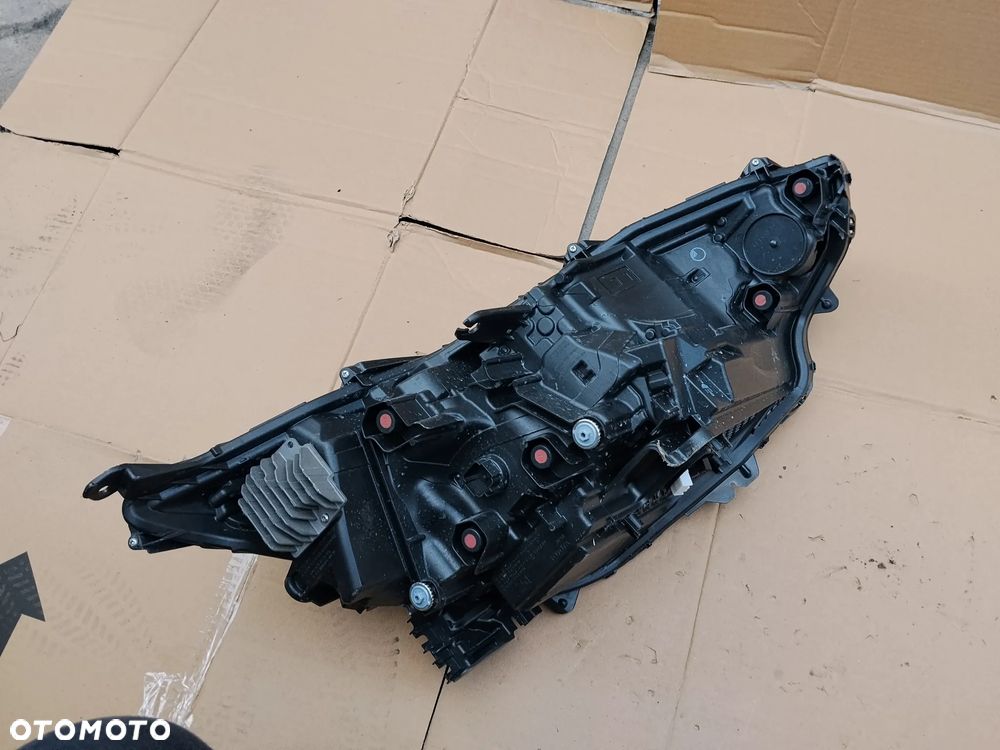 Lampa Lewa Full LED Toyota bz4x Europa - 4