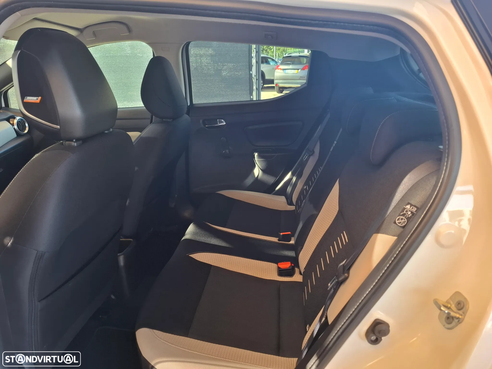 Nissan Micra 0.9 IG-T BOSE Limited Edition S/S - 24