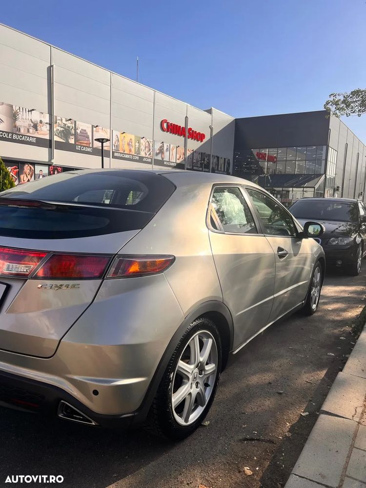 Honda Civic 1.8i Aut Sport - 3