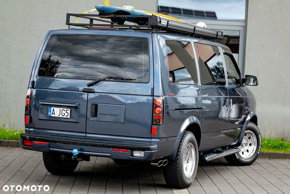 Chevrolet Astro - 10