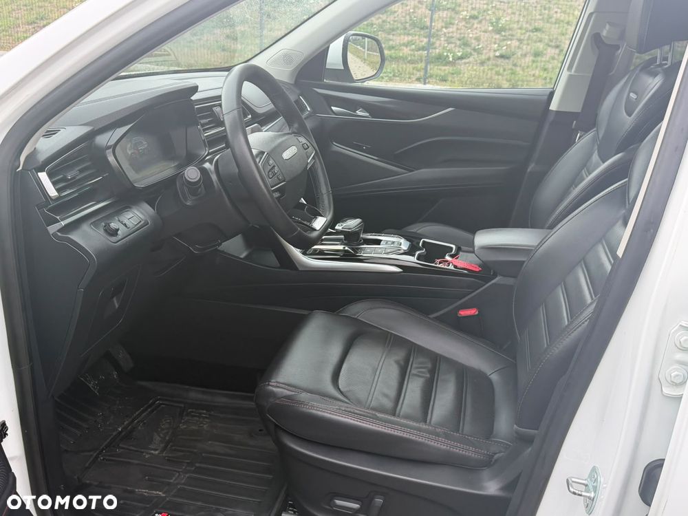 Maxus Euniq 6 - 21