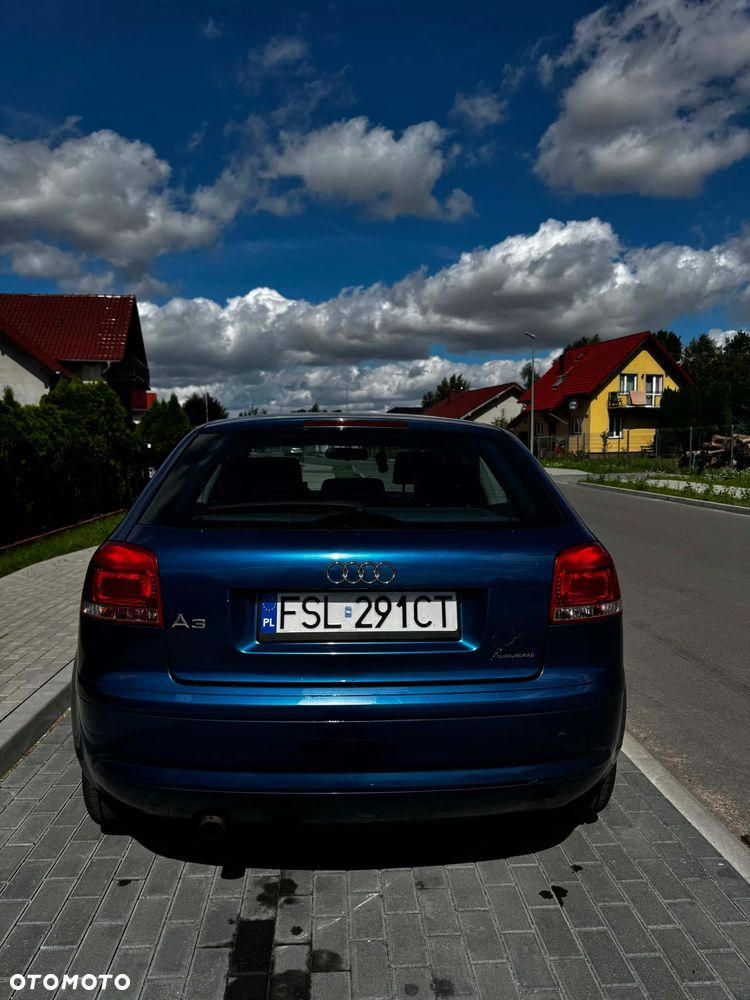 Audi A3 3-drzwiowe 1.6 Attraction - 4