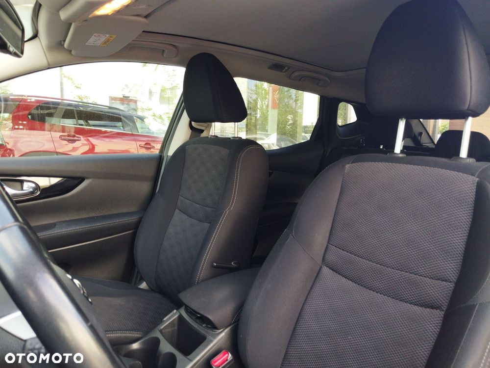 Nissan Qashqai 1.6 DIG-T N-Connecta - 10