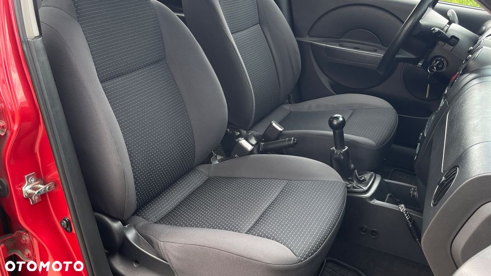 Chevrolet Aveo 1.2 Plus - 24