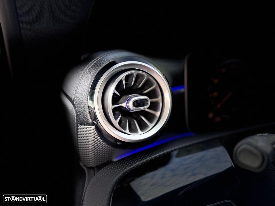 Mercedes-Benz CLA 180 d Shooting Brake Progressive - 13