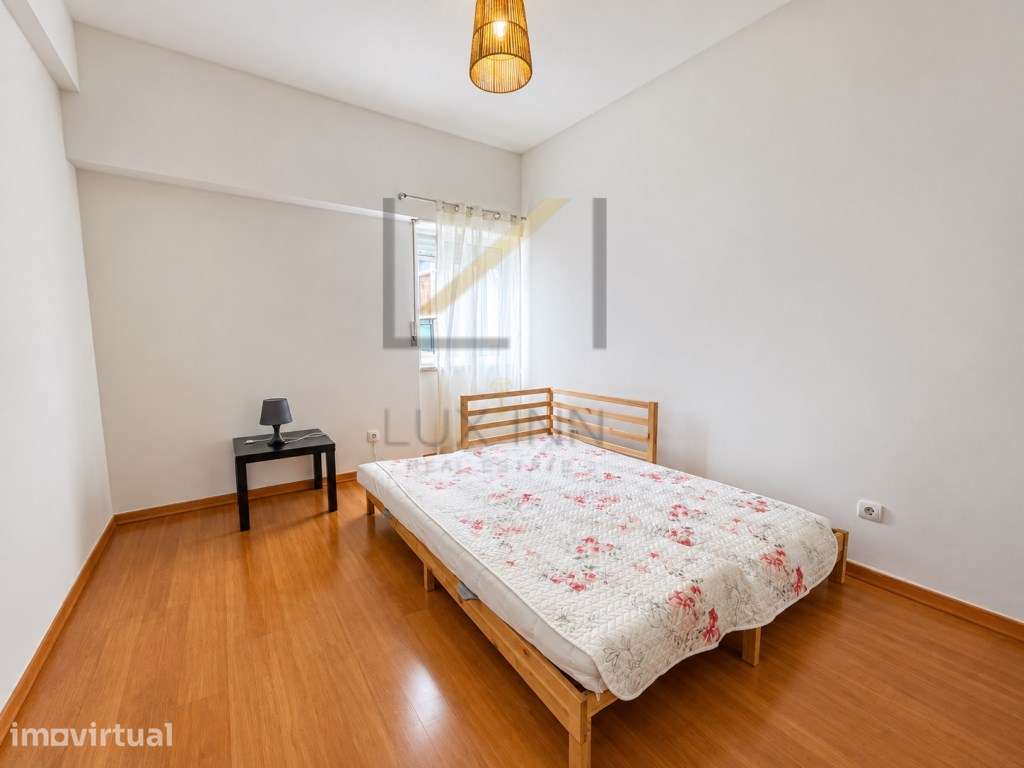 T2 para Arrendamento em Oeiras | Cozinha Equipada e Parcialmente Mo... - Grande imagem: 2/8