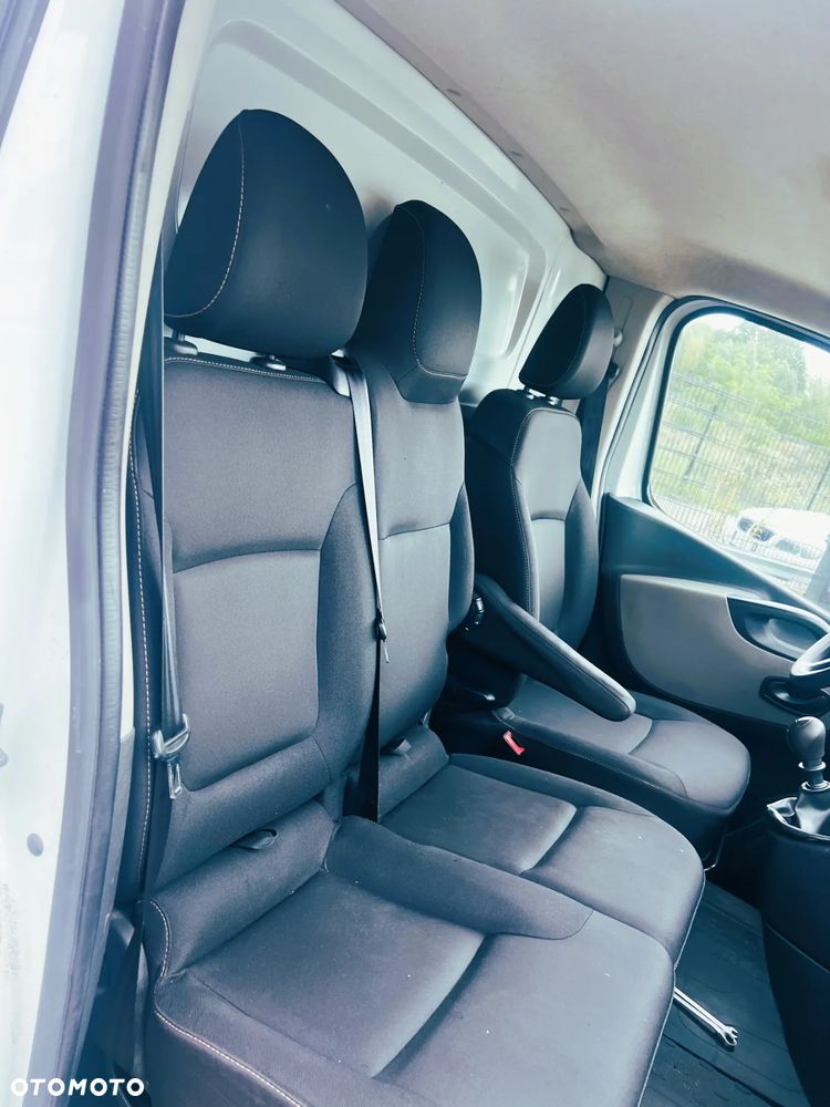 Renault Trafic - 10