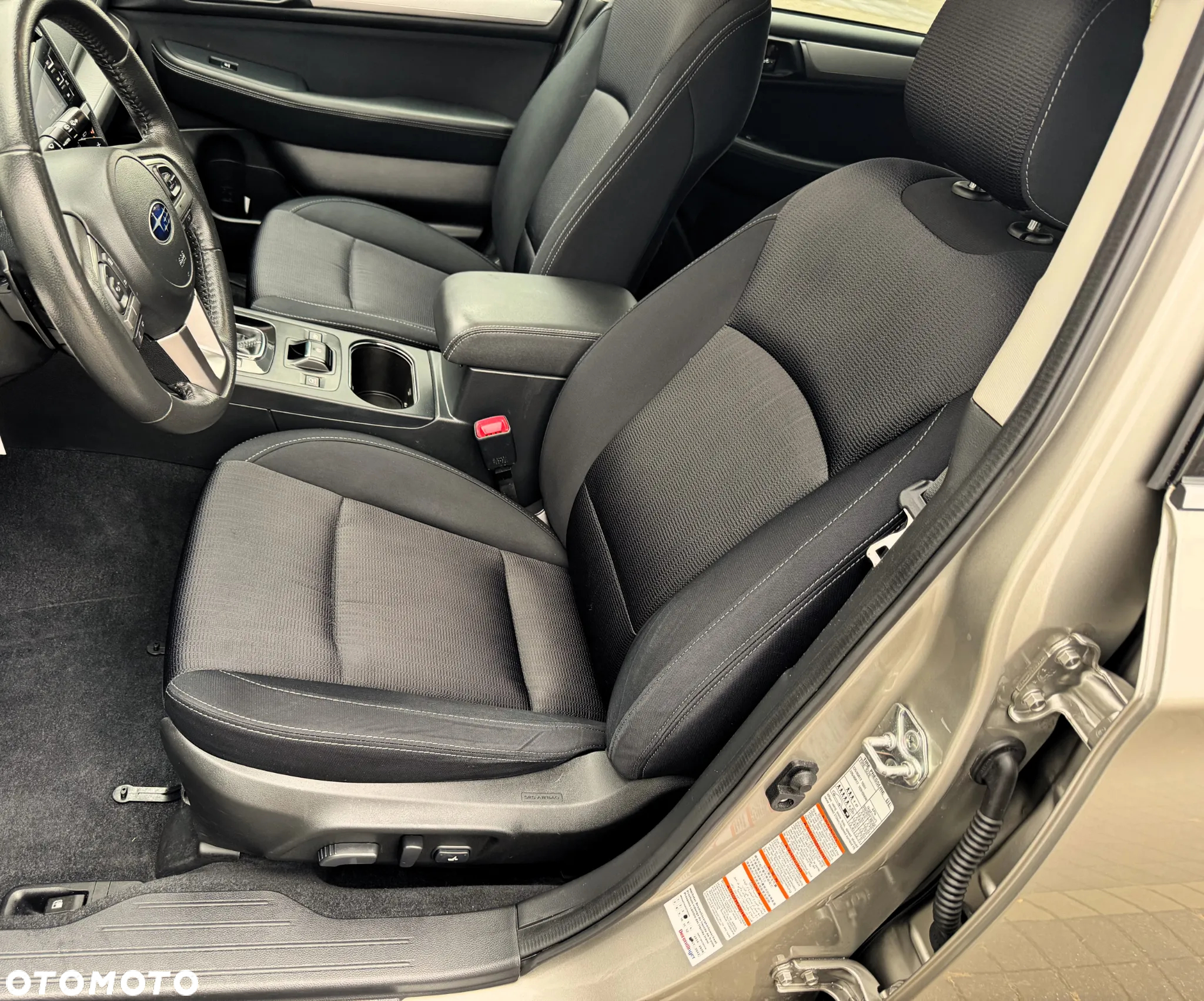 Subaru Outback 2.5i Exclusive - 19