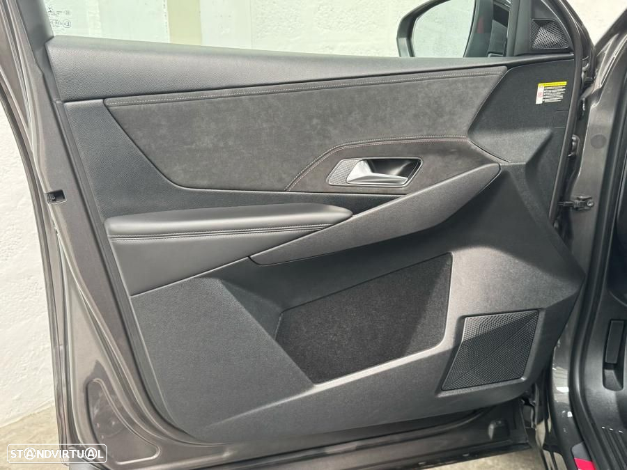 DS DS7 Crossback 1.5 BlueHDi Performance Line EAT8 - 30