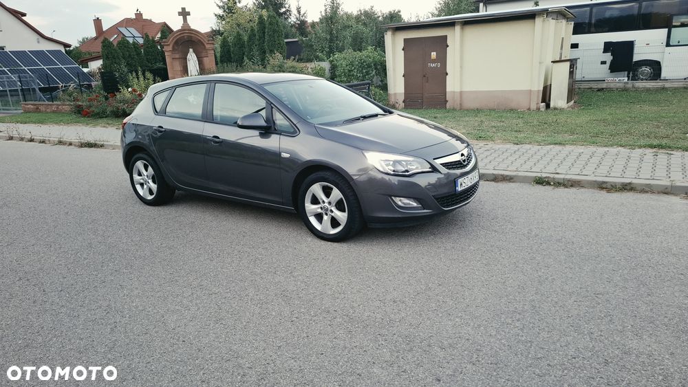 Opel Astra - 10