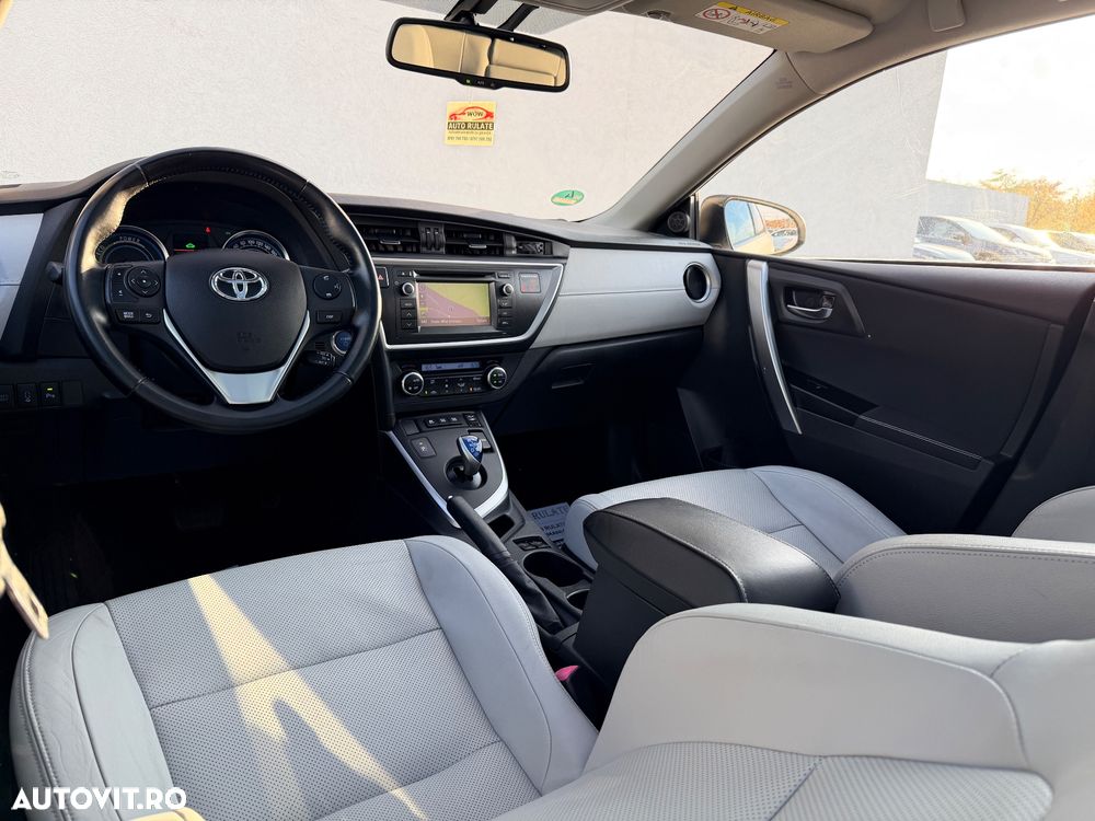 Toyota Auris 1.8 L VVT-i Hybrid Luna - 19