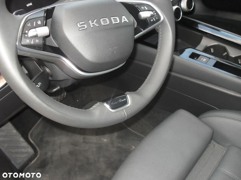 Skoda Superb 2.0 TSI 4x4 L&K DSG - 17
