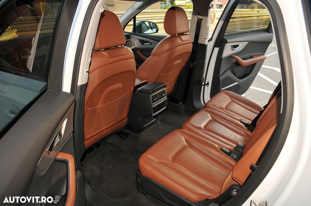 Audi Q7 3.0 50 TDI quattro Tiptronic S Line - 8