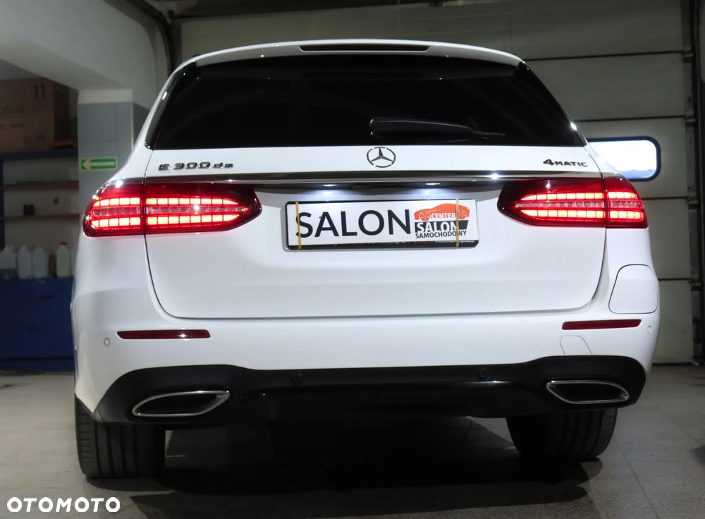 Mercedes-Benz Klasa E 300 de 4Matic 9G-TRONIC AMG Line - 33
