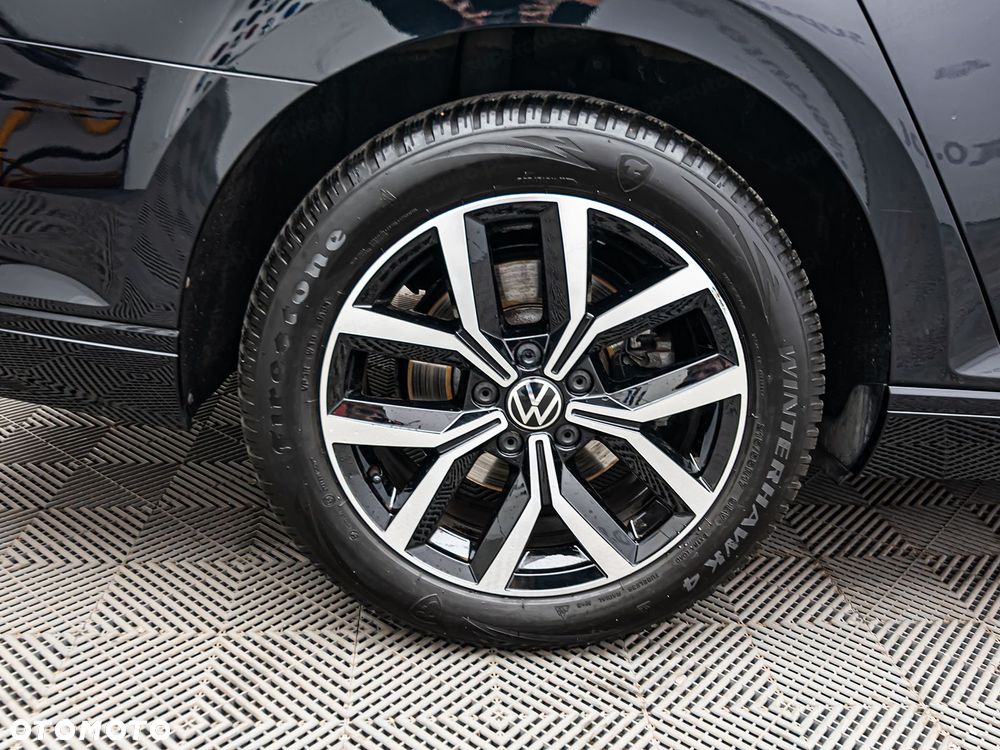 Volkswagen Passat - 29