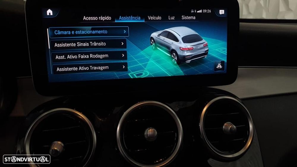Mercedes-Benz GLC 220 d Coupe 4Matic 9G-TRONIC AMG Line - 24