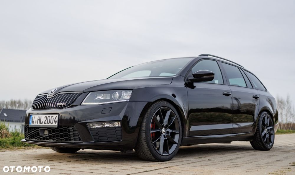 Skoda Octavia 2.0 TDI DSG RS - 1