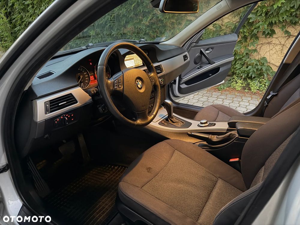 BMW Seria 3 320d DPF - 14