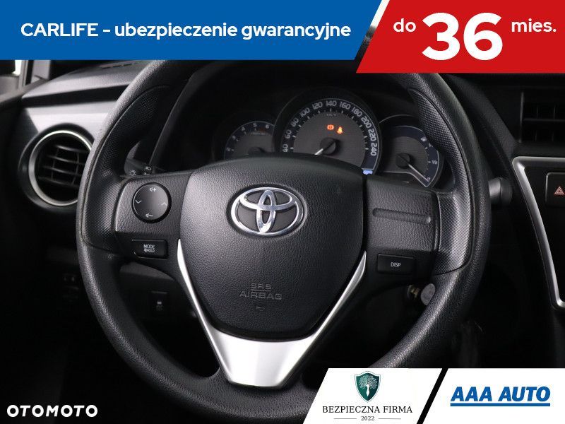 Toyota Auris - 18