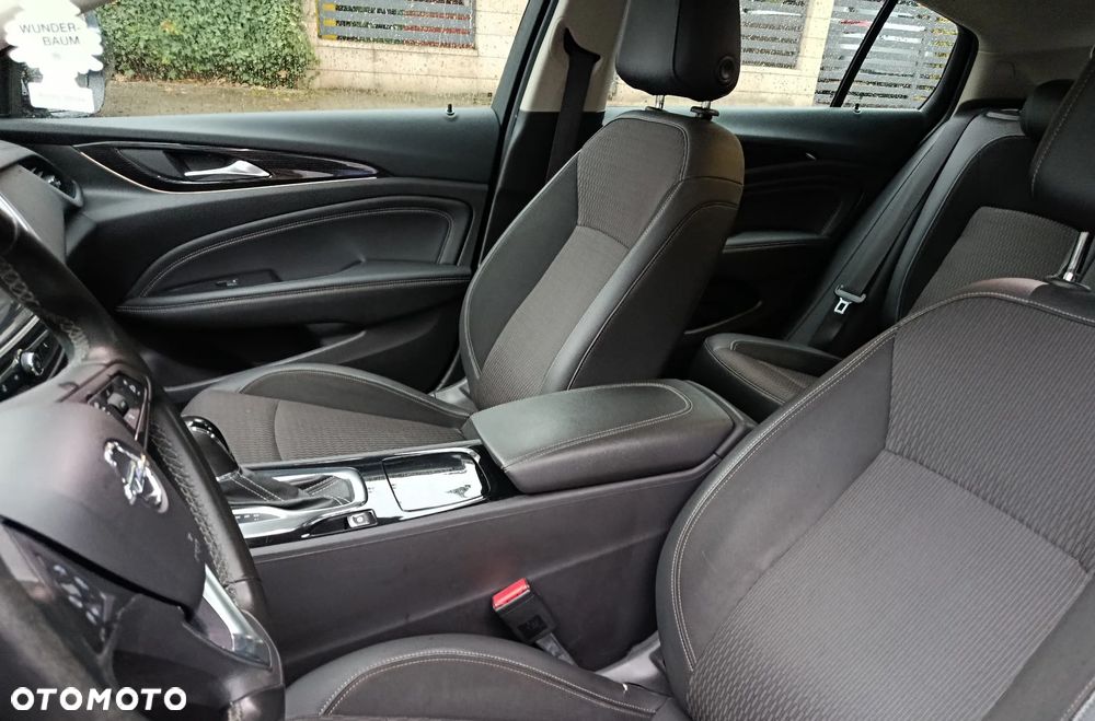 Opel Insignia - 9