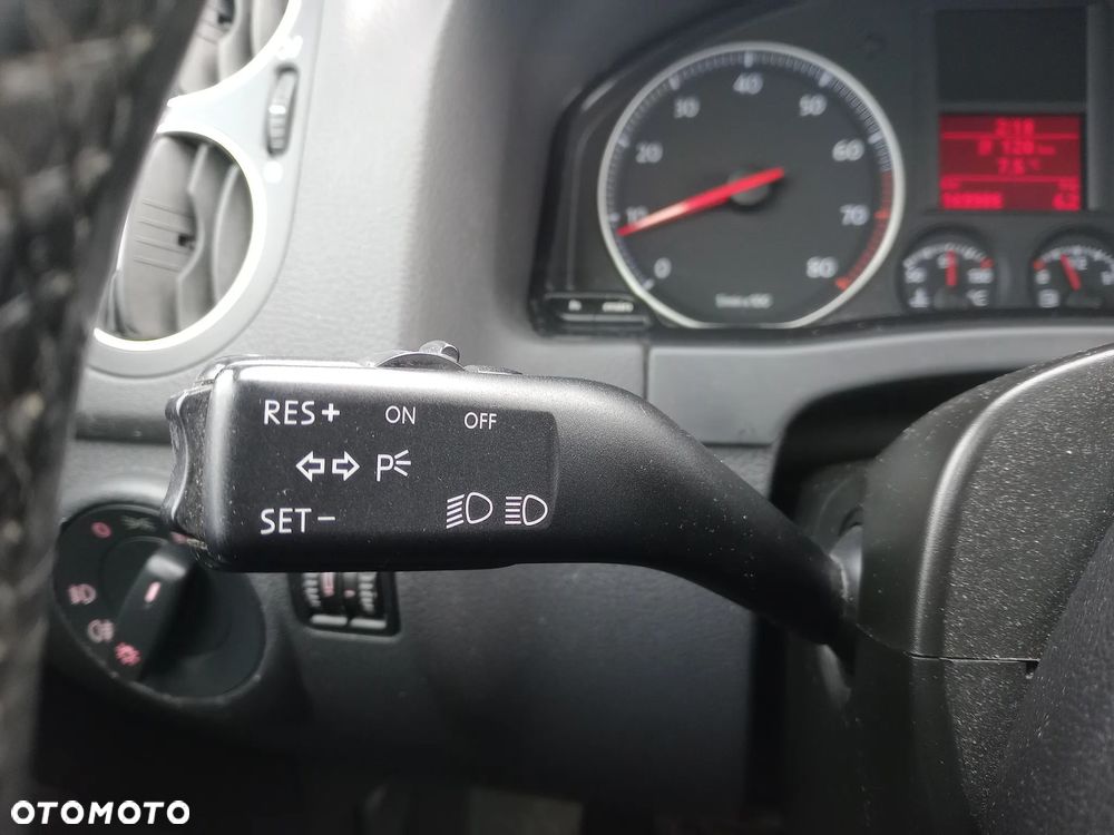 Volkswagen Golf Plus 2.0 FSI Comfortline - 11