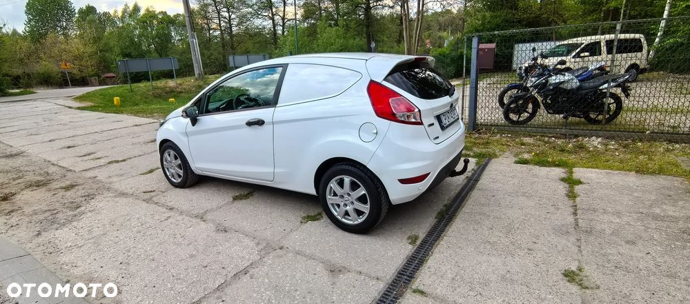 Ford Fiesta 1.6 TDCi Champions Edition - 3