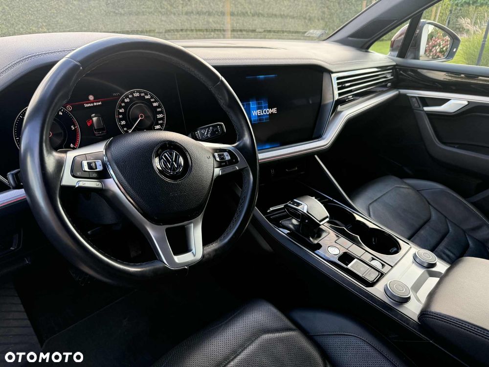 Volkswagen Touareg ver-3-0-v6-tdi-scr-4mot-elegance - 15