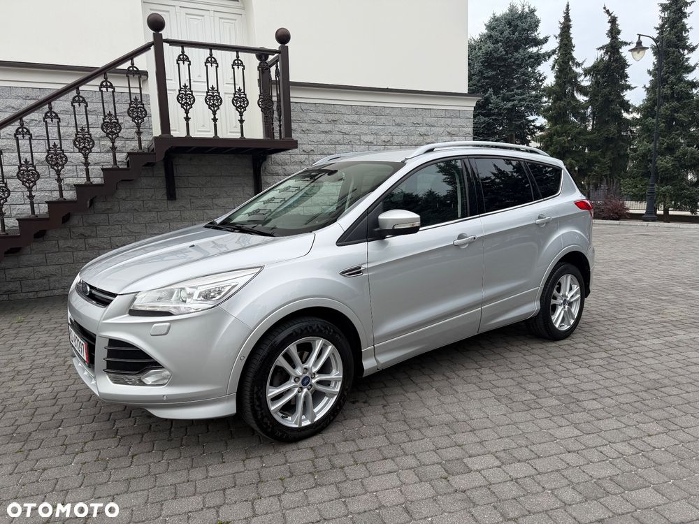 Ford Kuga 1.5 EcoBoost 2x4 Titanium - 16