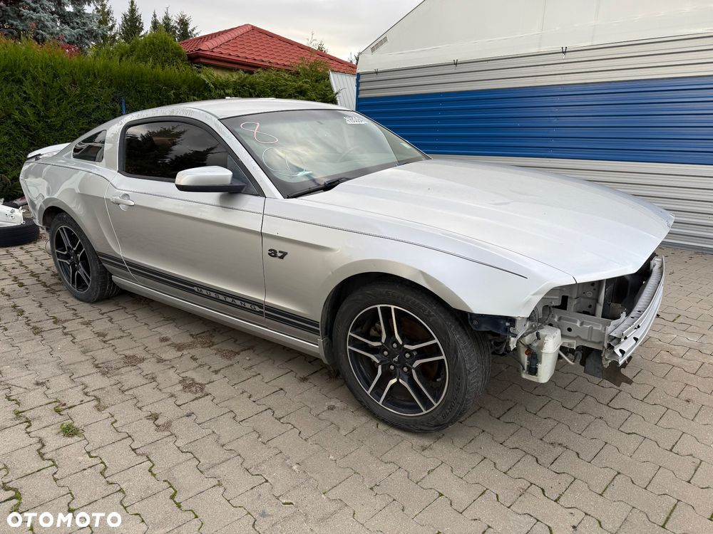 Ford Mustang 3.7 V6 - 6