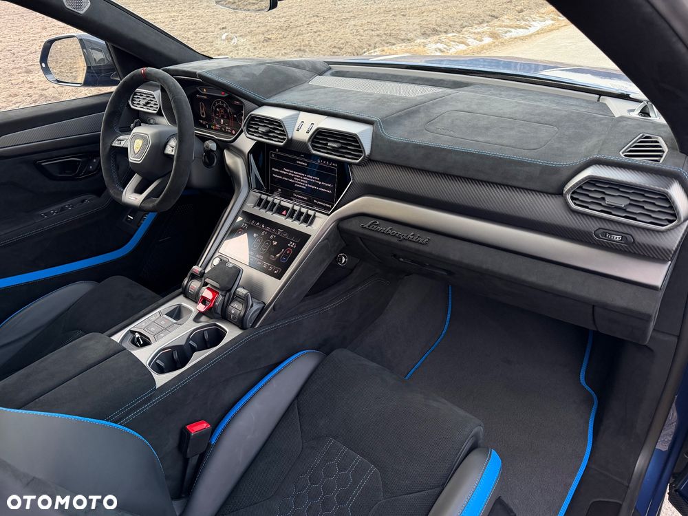 Lamborghini Urus - 31