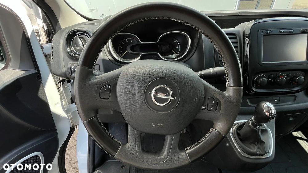 Opel Vivaro - 23