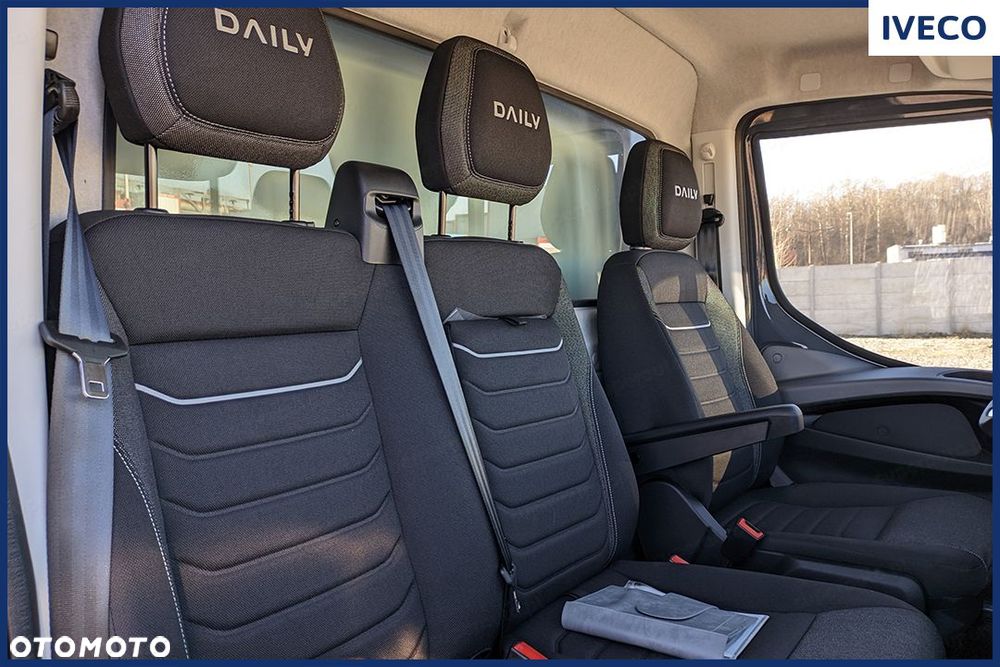 Iveco Daily 35S18 Kontener 8EP + Winda 3.0 180KM - 18
