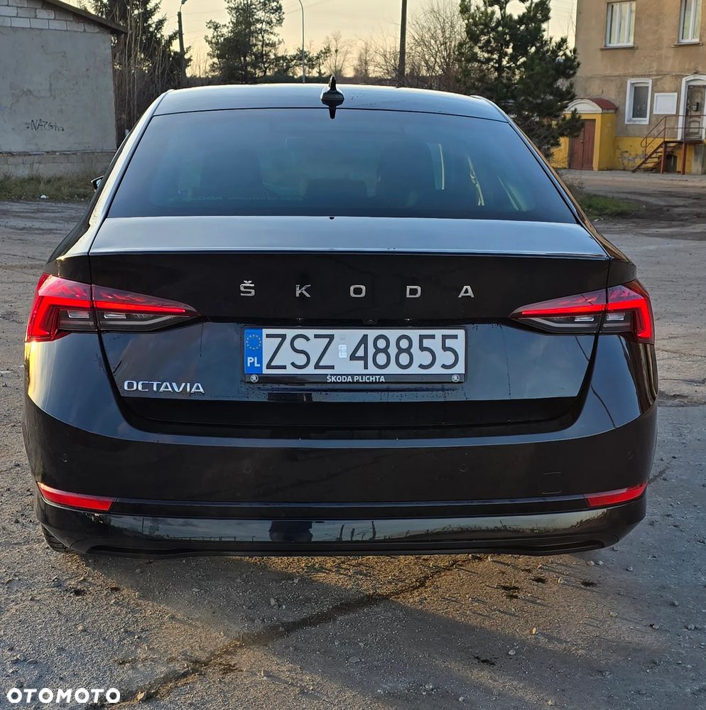 Skoda Octavia ver-1-5-tsi-act-style - 3