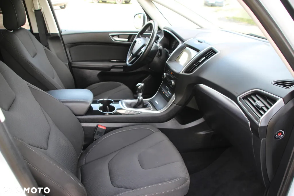 Ford S-Max 2.0 TDCi Titanium - 32