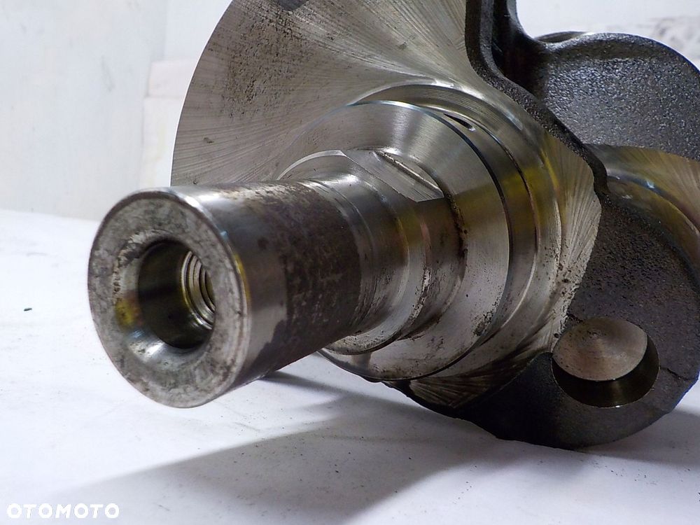 JAGUAR XF LAND ROVER PEUGEOT 2.7 TD HDI WAŁ KORBOWY 5Q6331AB 6Q6211BA - 8