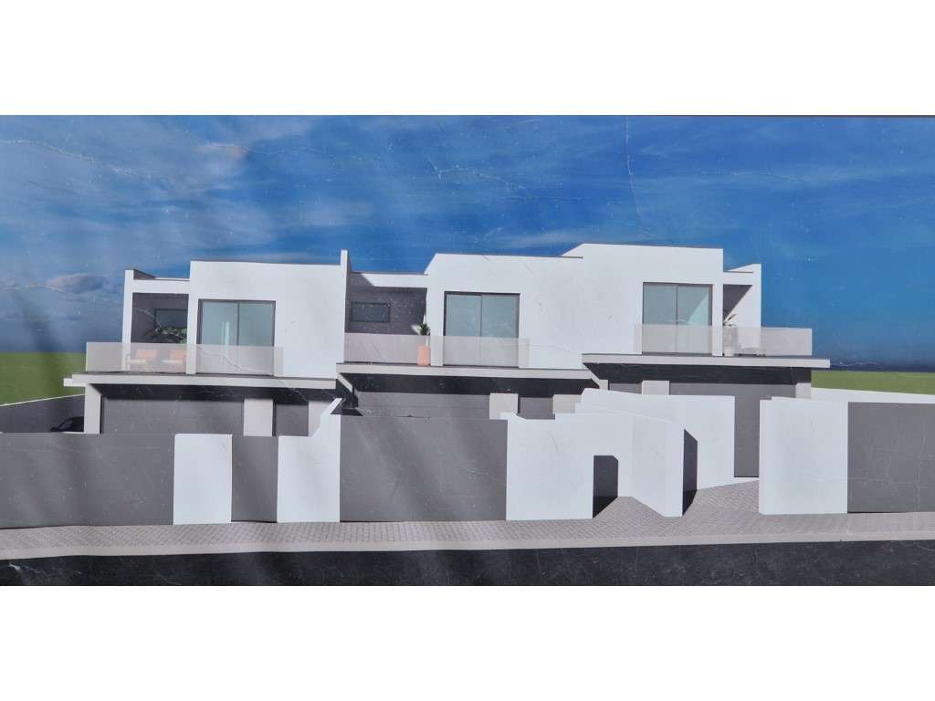 T3 + salão zona de Santa Maria de Lamas - Grande imagem: 4/4