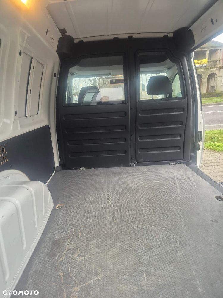 Volkswagen Caddy - 9
