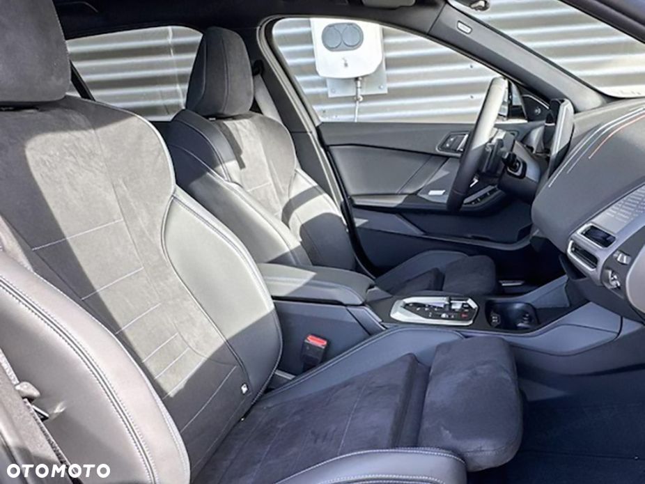 BMW Seria 1 123 mHEV xDrive - 7