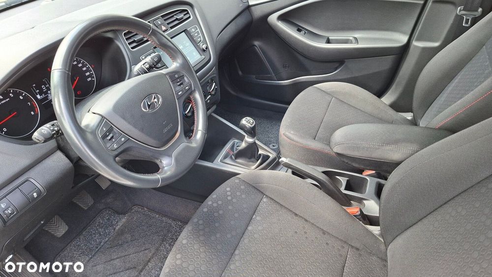Hyundai i20 - 5
