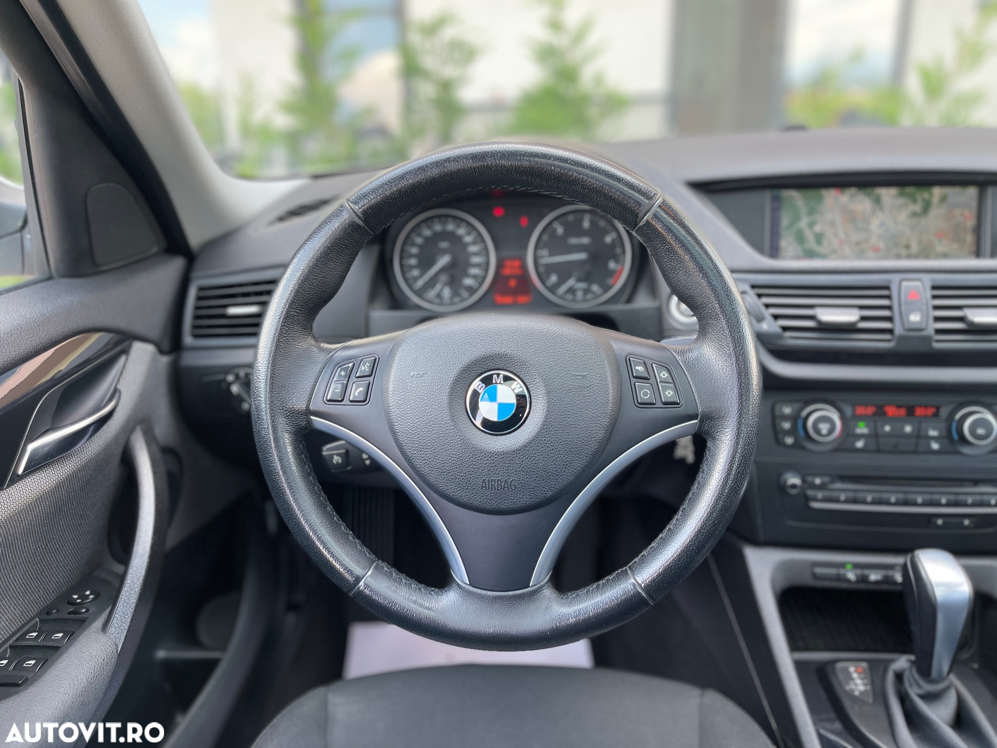BMW X1 xDrive18d Aut. Sport Line - 18