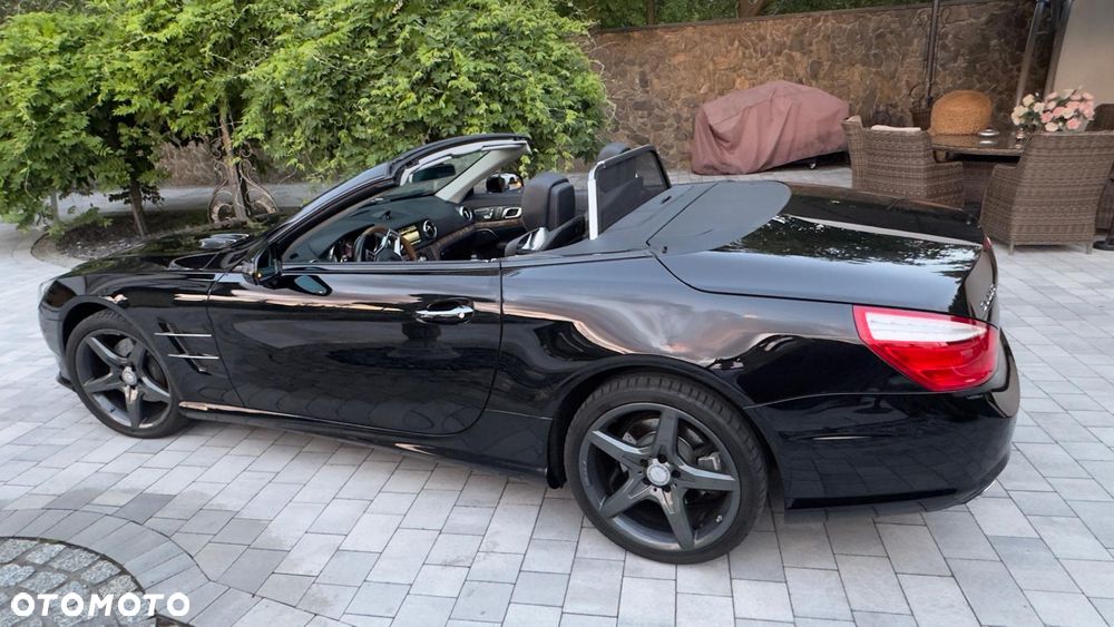 Mercedes-Benz SL 500 9G-TRONIC - 31