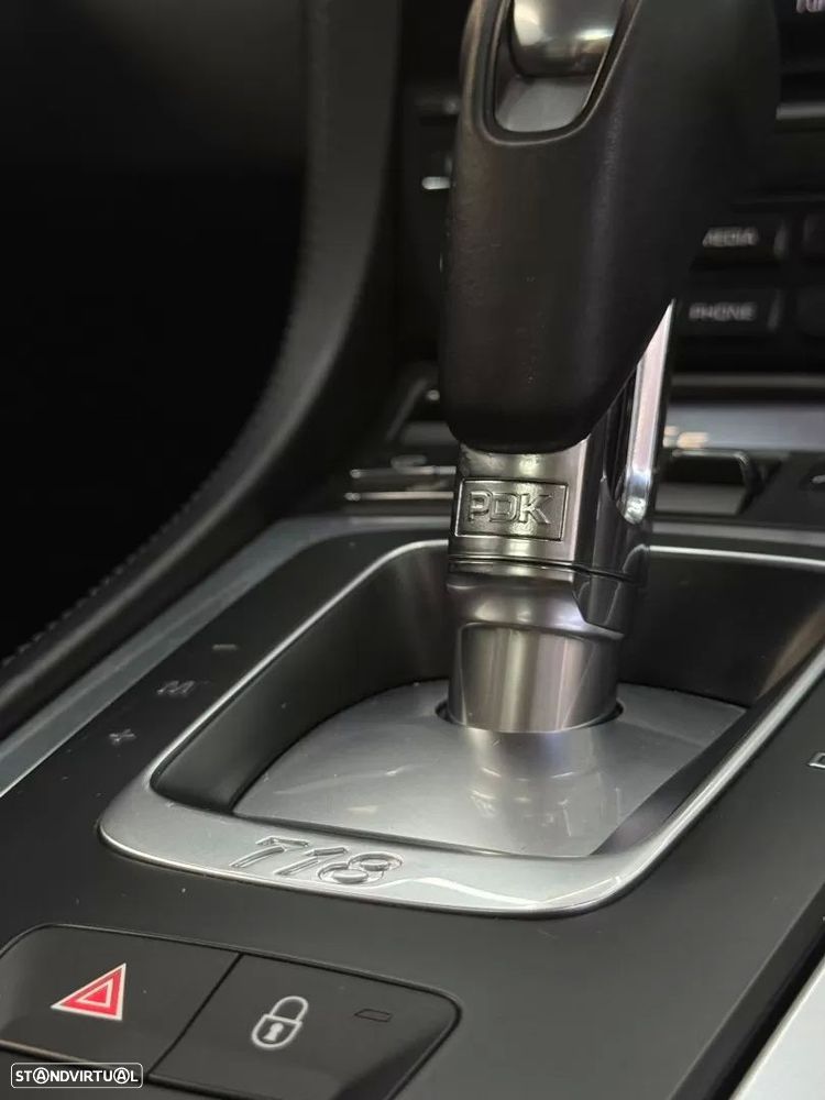 Porsche 718 Cayman 2.5 S PDK — fotografia 22