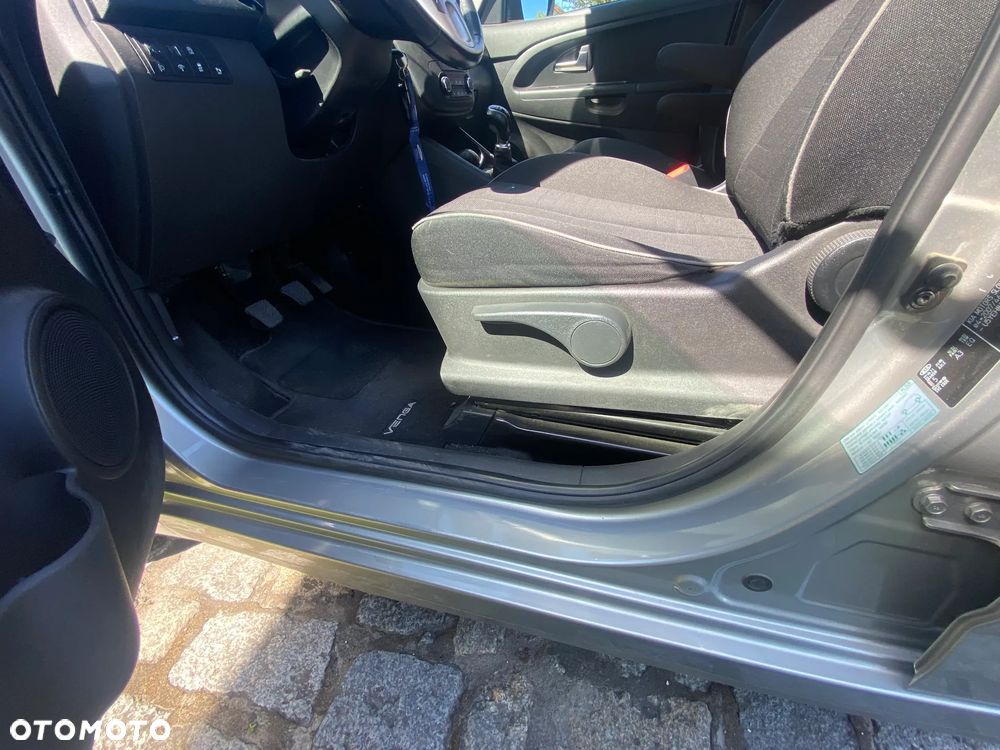 Kia Venga 1.4 L - 13