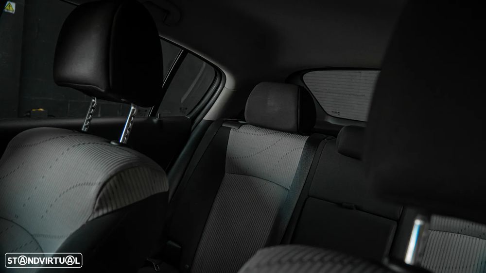 Chevrolet Cruze - 11